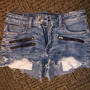 American Eagle jean shorts size 6